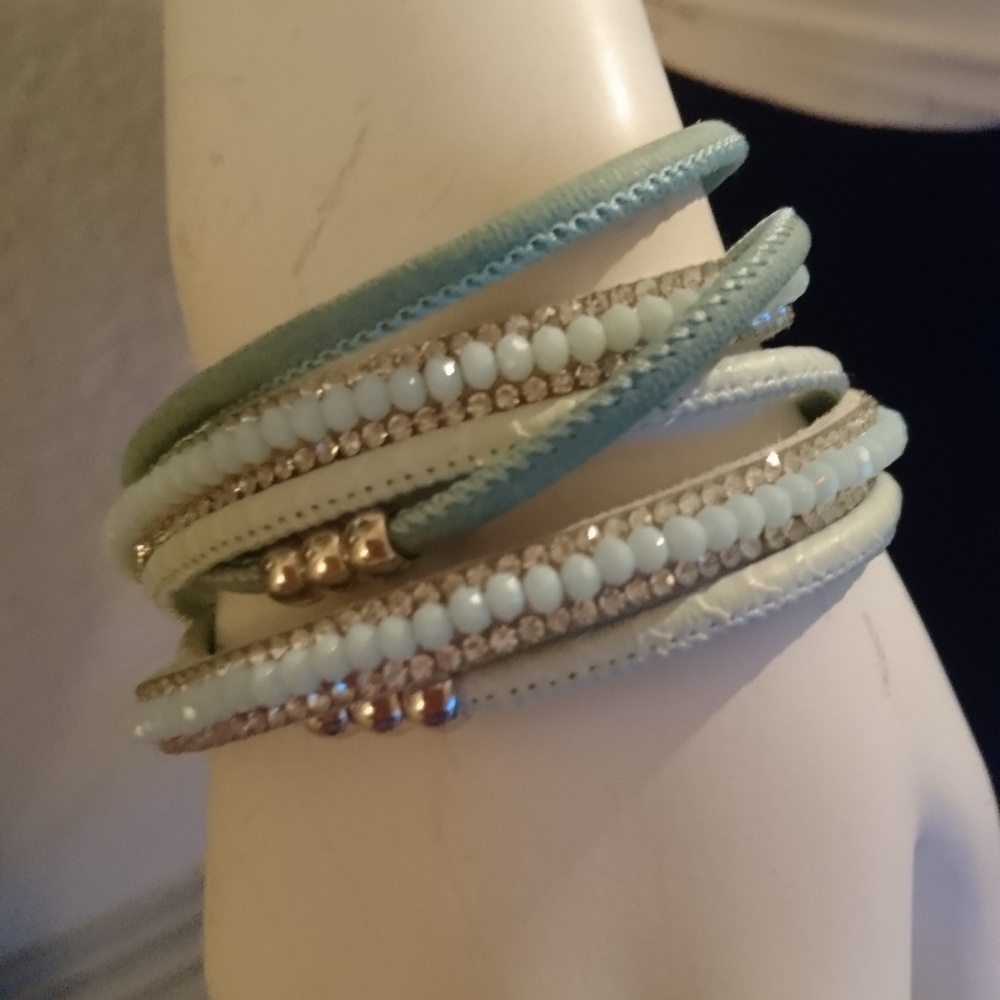 Bracelet/Choker